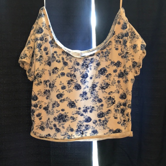 T-shirt - Picture 2 of 2